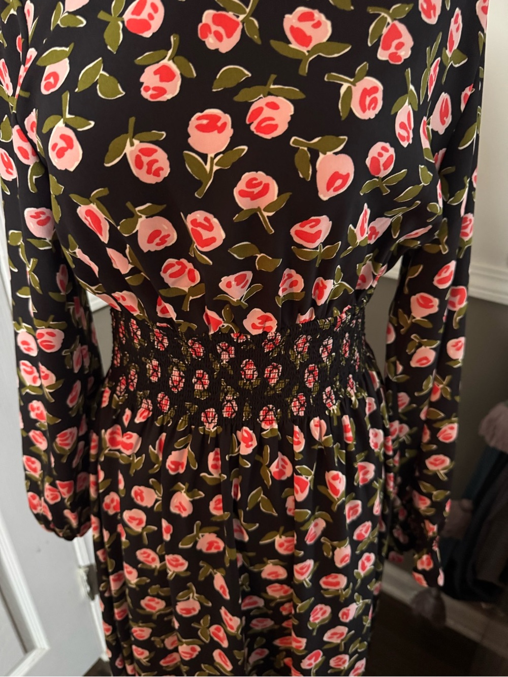 Kate Spade ♠️ Black Floral Long-Sleeve Smocked Waist Midi Dress - Picture 4 of 7